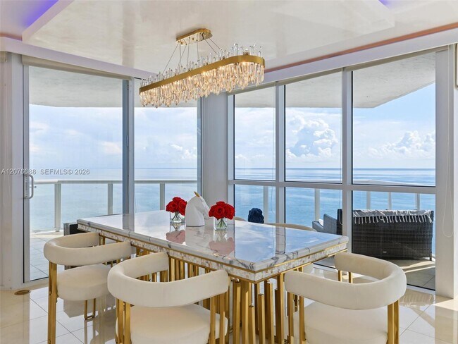 Building Photo - 16425 Collins Ave