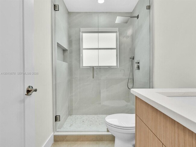 Building Photo - 3863 SW 53rd Pl