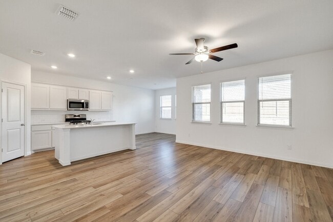 Building Photo - 1500 Van Gogh Dr