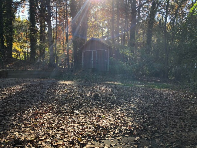 Building Photo - New Hope Church Rd Duplex