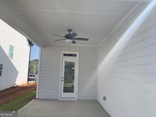 Building Photo - 5203 Addison St