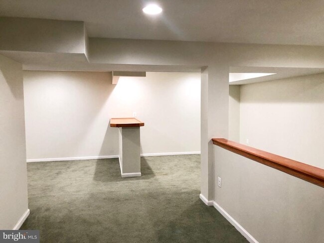 Building Photo - 39 Spyglass Ct