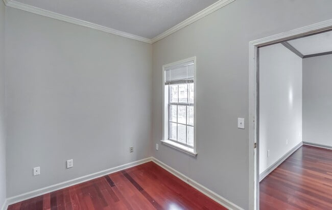 Building Photo - 340 Willow Ridge Cove
