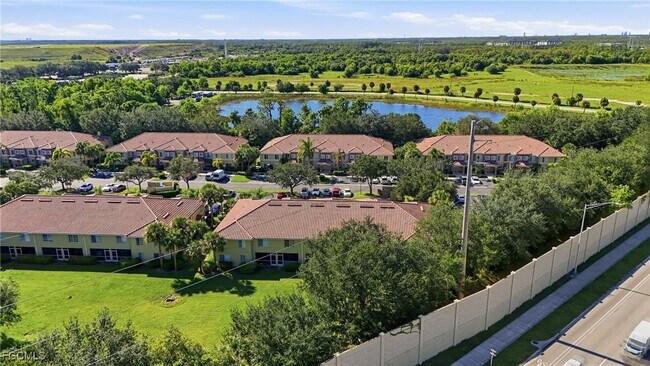 Building Photo - 9409 Ivy Brook Run