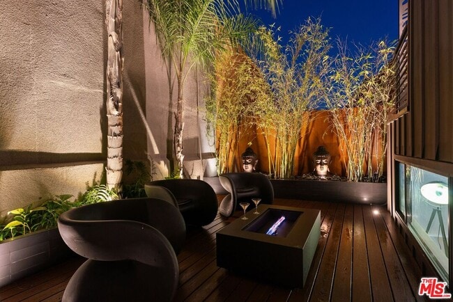 Building Photo - 3601 Dixie Canyon Ave