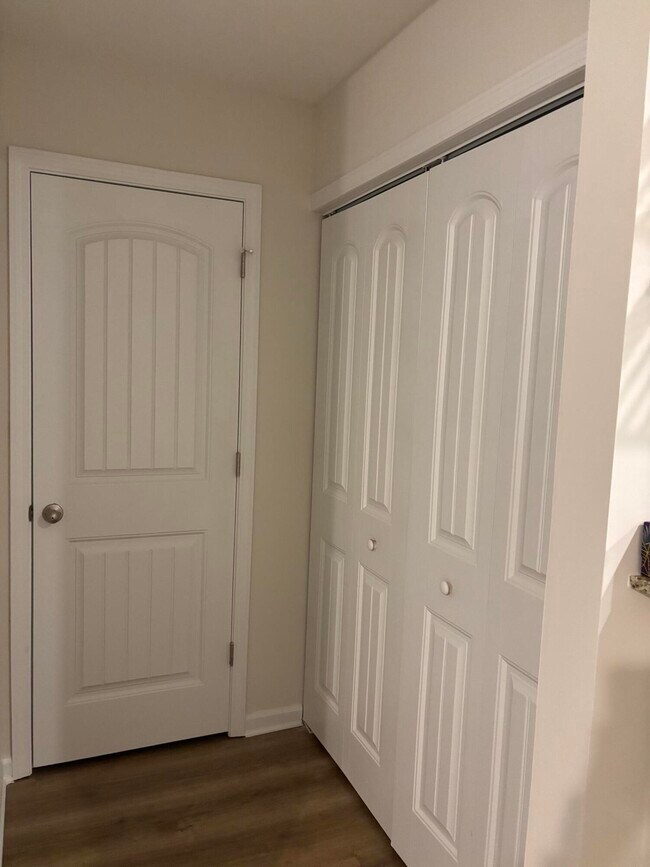 Building Photo - 2185 Stillpointe Dr