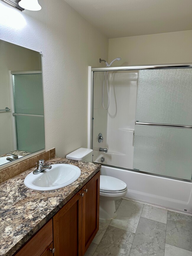 Building Photo - 293 Sowell Dr