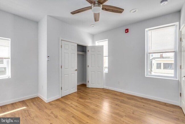 Building Photo - 2162 E York St