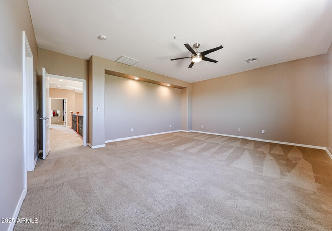 Building Photo - 9121 W Plum Rd