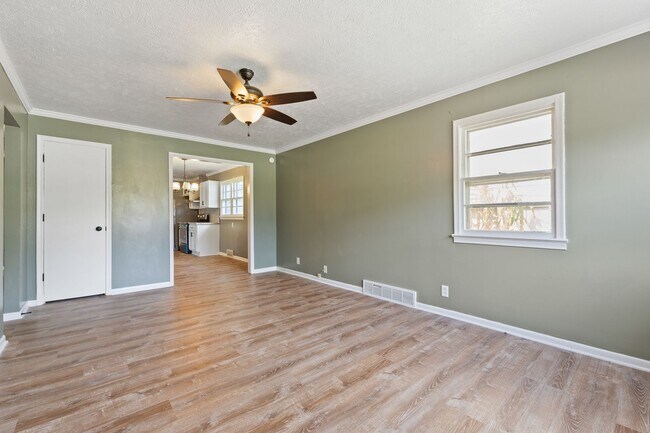 Building Photo - 4655 Curtis Ave