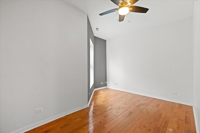 Building Photo - 7717 N Marshfield Ave