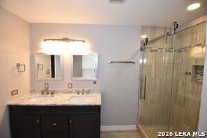 Building Photo - 83 Viking Oak