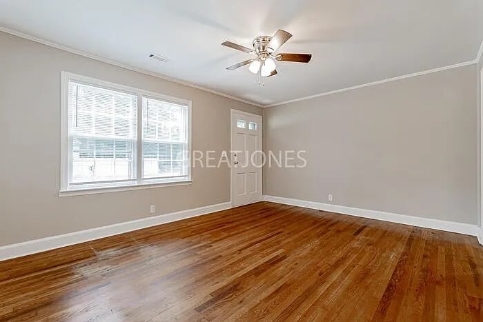 Building Photo - 125 S Ridgell St