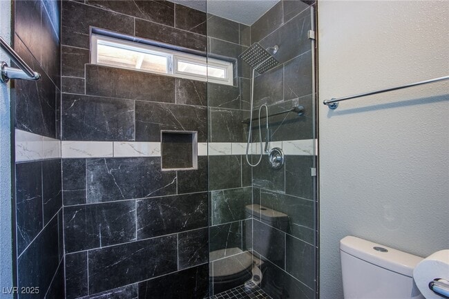 Building Photo - 6516 Faith Peak Dr