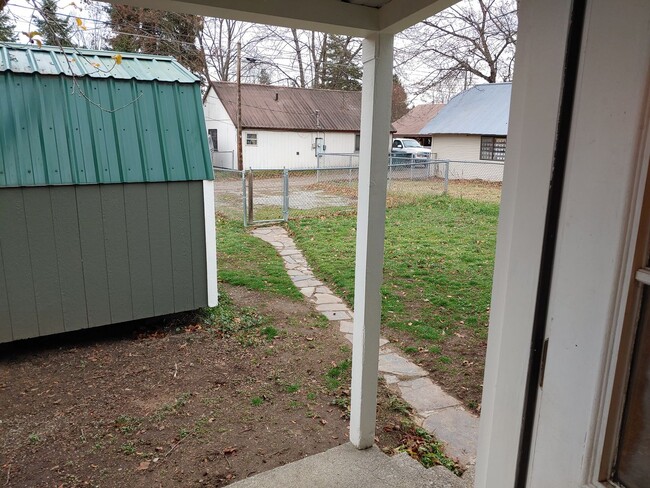 Building Photo - One Bedroom Home in Midtown CDA