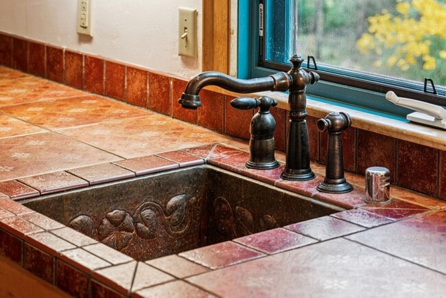 Building Photo - 385 Moraga Ave