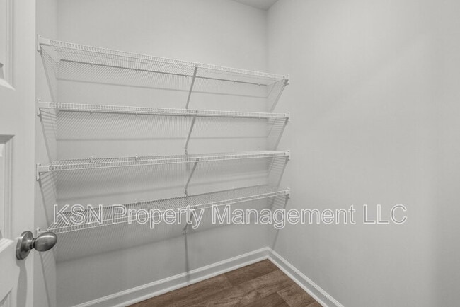 Building Photo - 129 Azure Dr