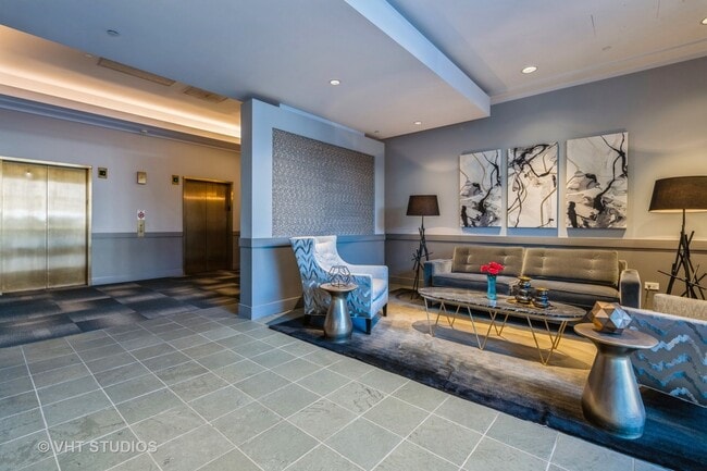 Building Photo - 77 S Evergreen Ave