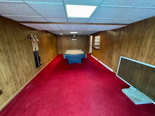 Building Photo - Charming 2 Bed 1.5 Bath in Gibsonia!