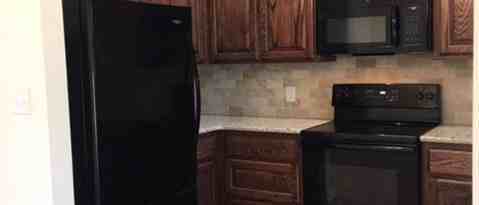 Building Photo - 208 E Jade Dr