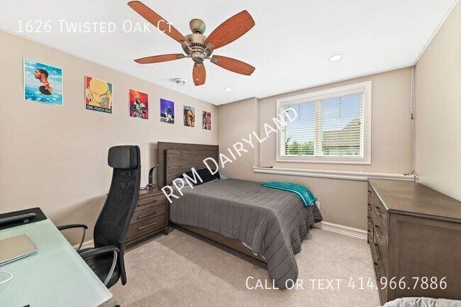 Building Photo - 1626 Twisted Oak Ct