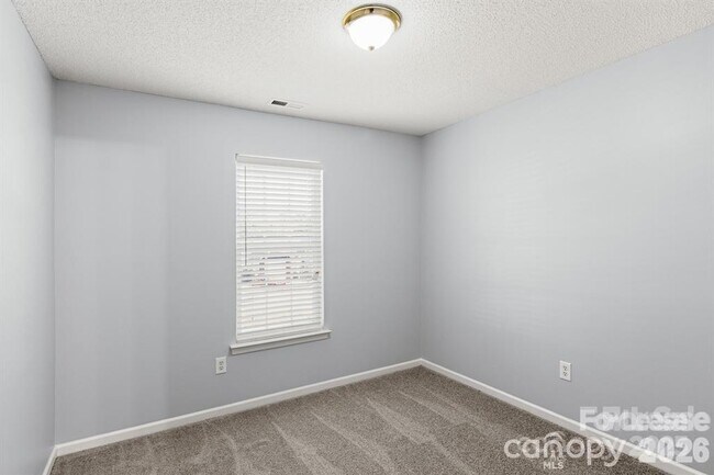 Building Photo - 6828 Ayrshire Glen Pl
