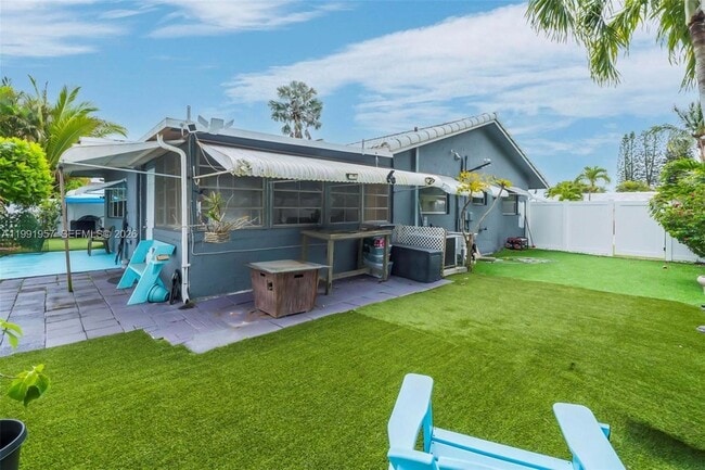 Building Photo - 7211 NW 76th St