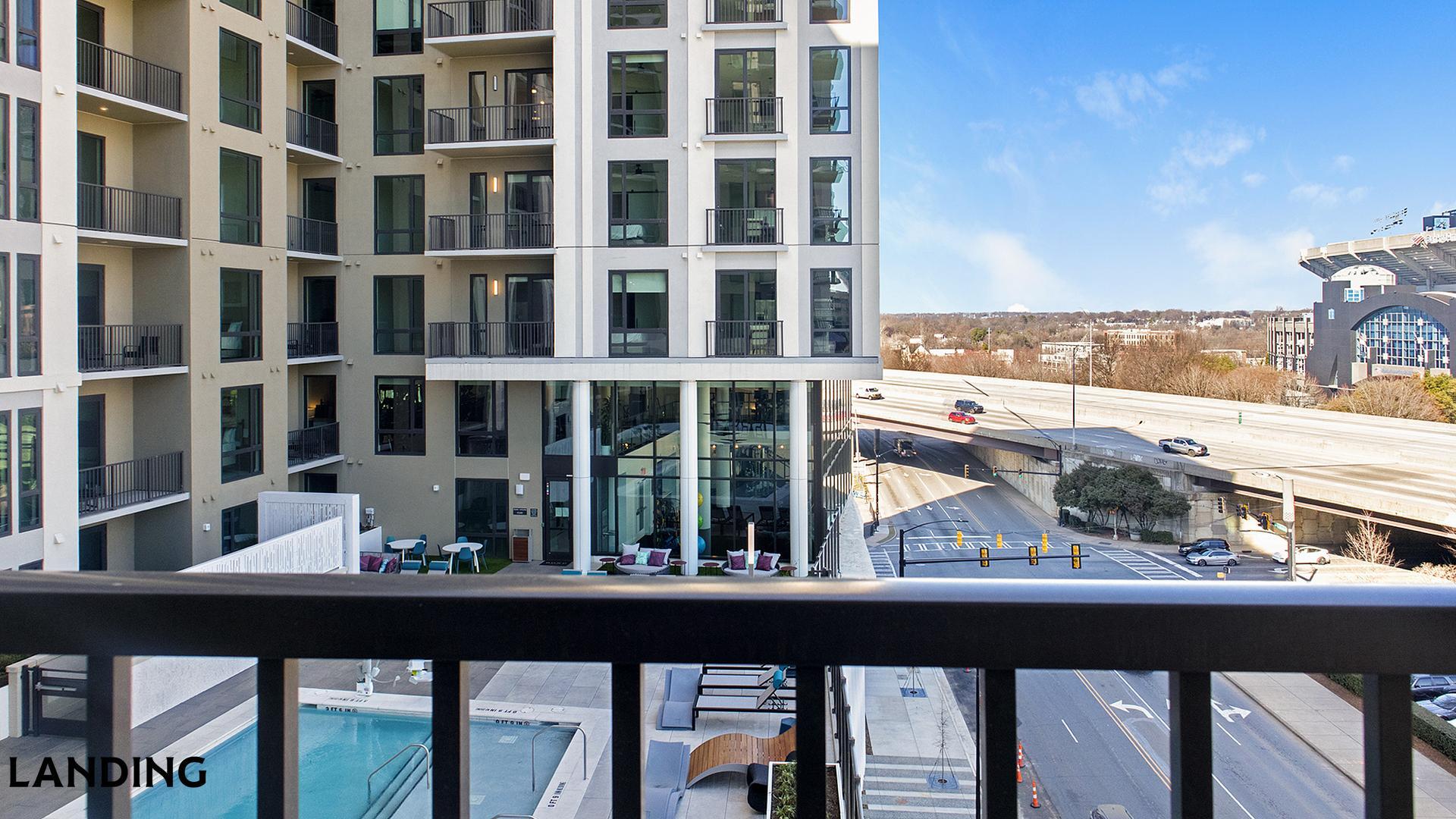 Building Photo - 1007 S Mint St