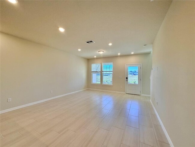 Building Photo - 16270 Merry Aly