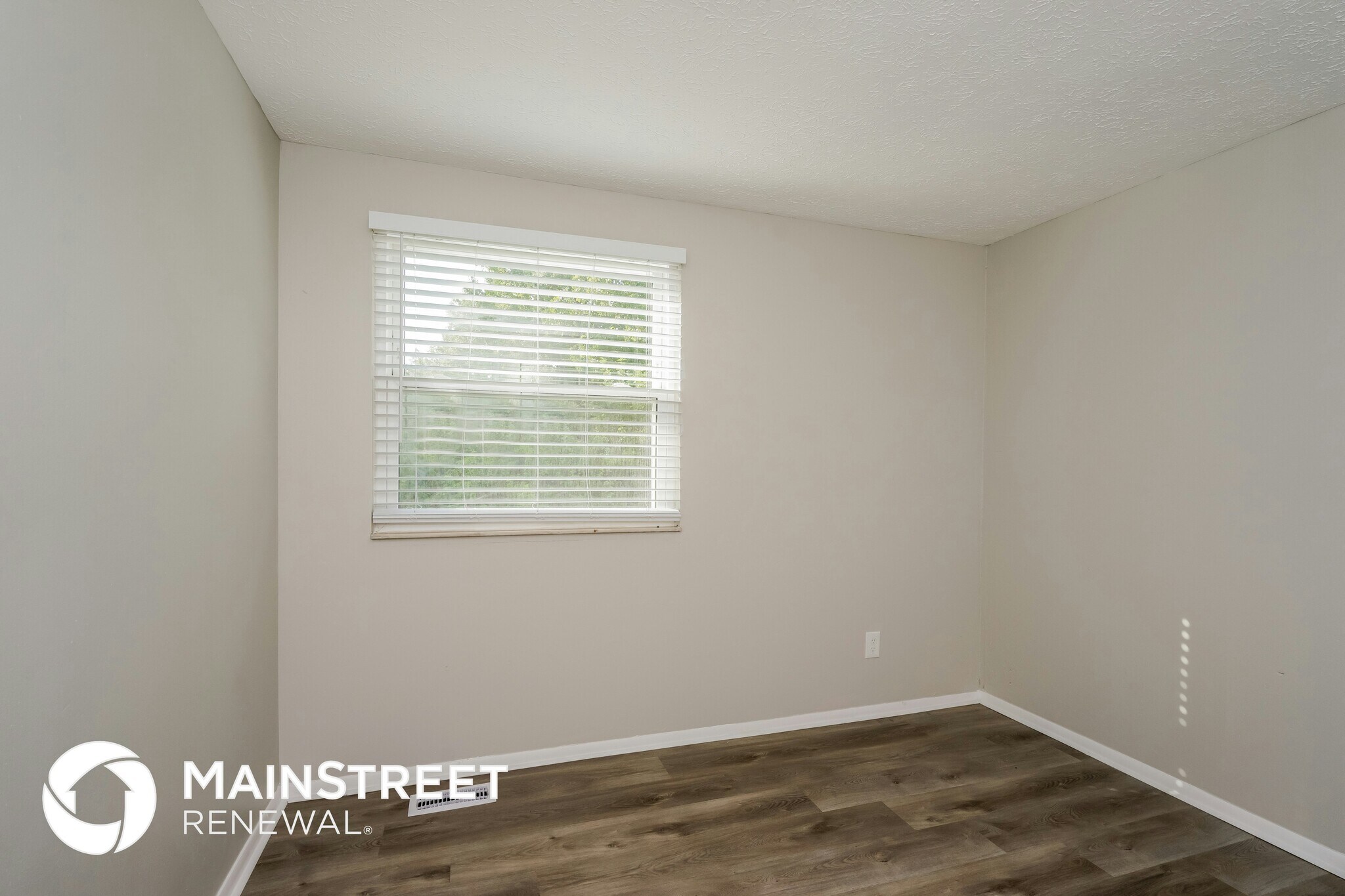 Building Photo - 1533 Northaven Dr