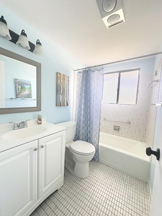 Building Photo - 3362 Cynthia Ln