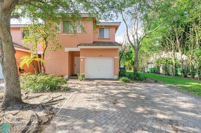 Building Photo - 9090 NW 40th Pl