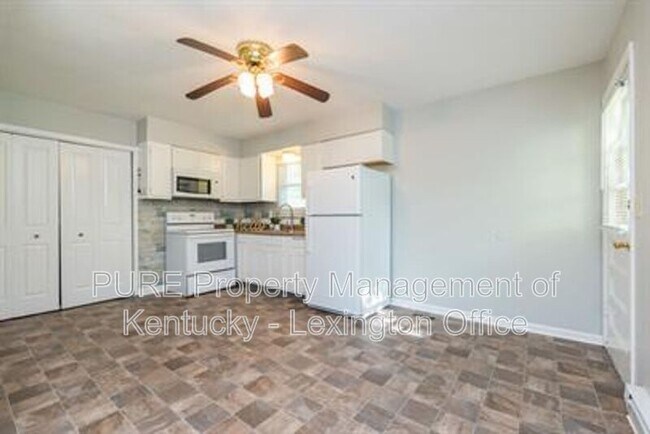 Building Photo - 316 Longview Dr