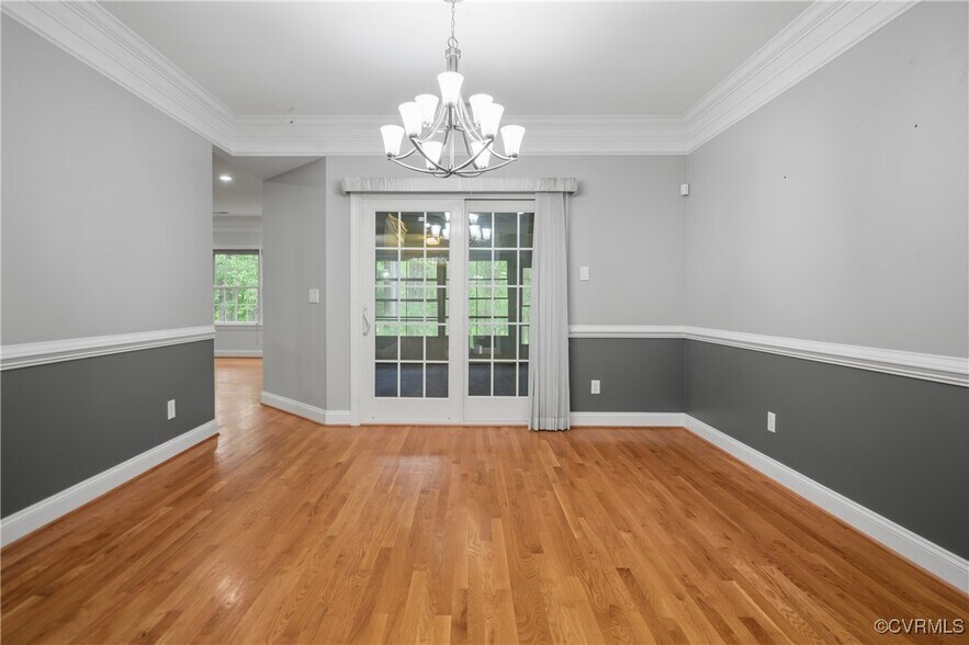 Building Photo - 11465 Pinewild Dr