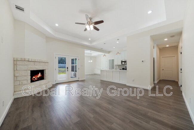 Building Photo - 2675 Fairwood Dr