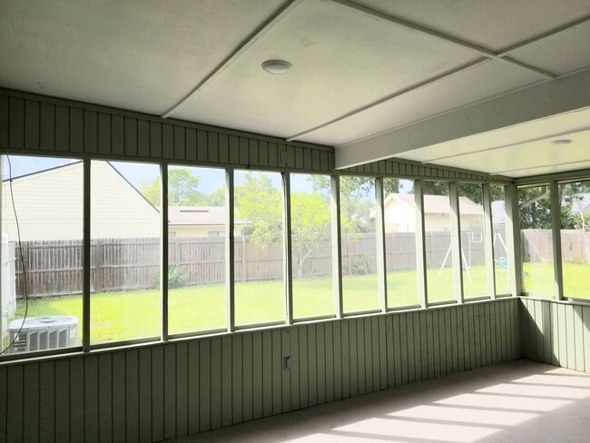 Building Photo - 2473 Wattle Tree Rd W