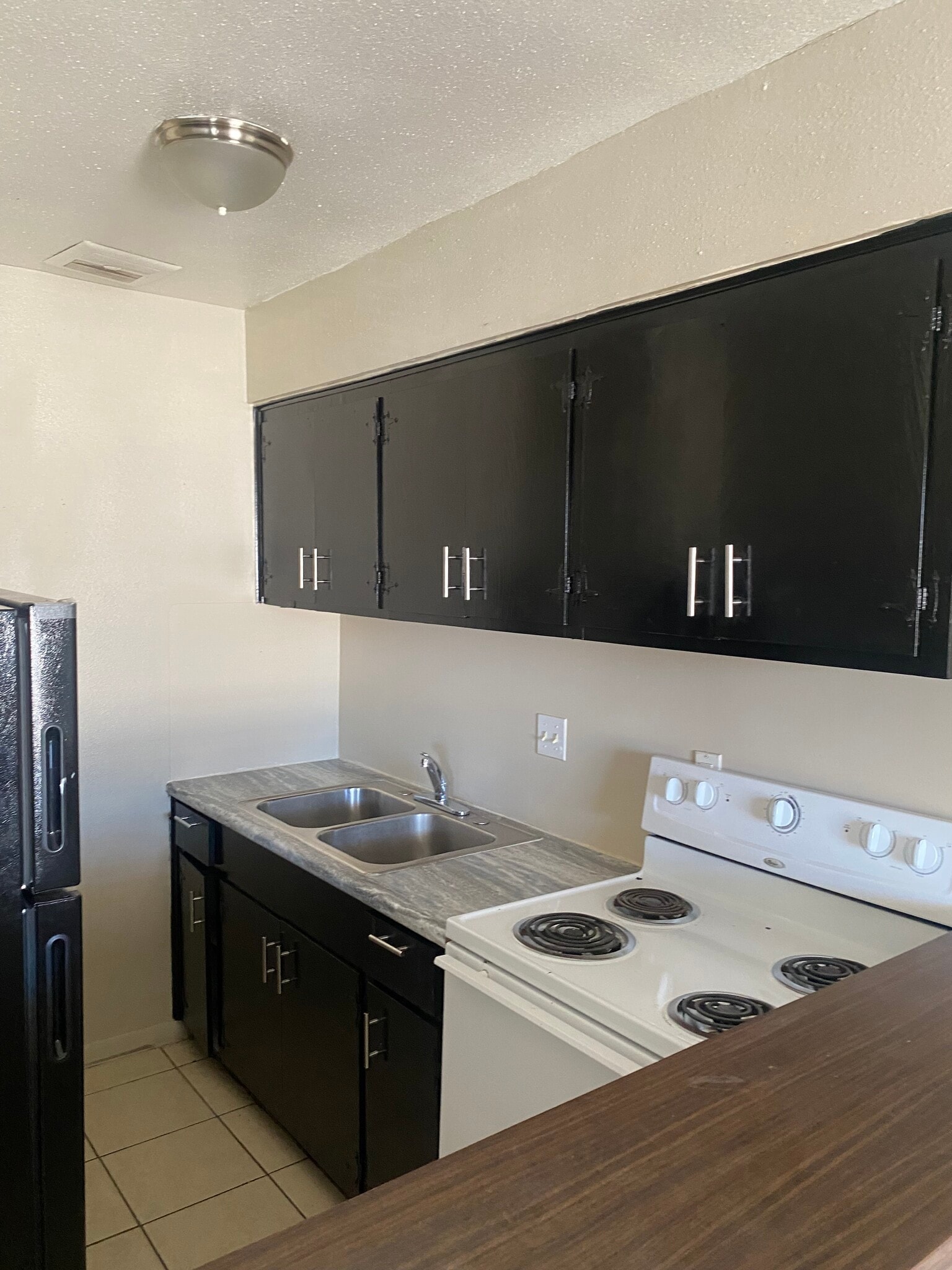 Building Photo - 3105 Carlisle St