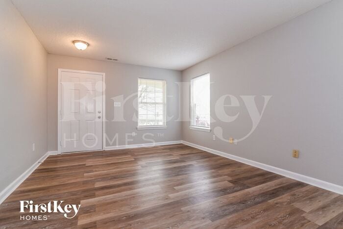 Building Photo - 10256 Clear Sky Dr