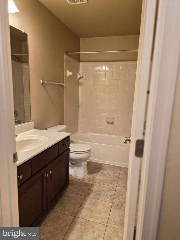 Building Photo - 15234 Torbay Way