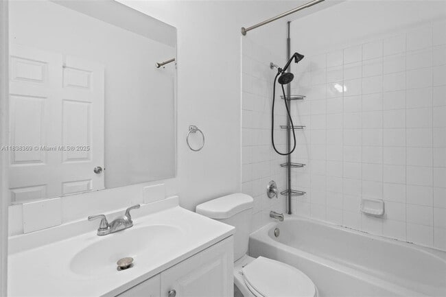 Building Photo - 8206 SW 29th St