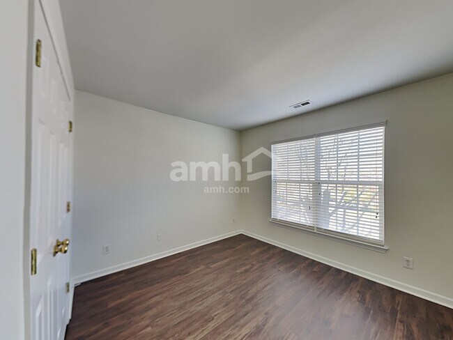 Building Photo - 11912 Cheviott Hill Ln