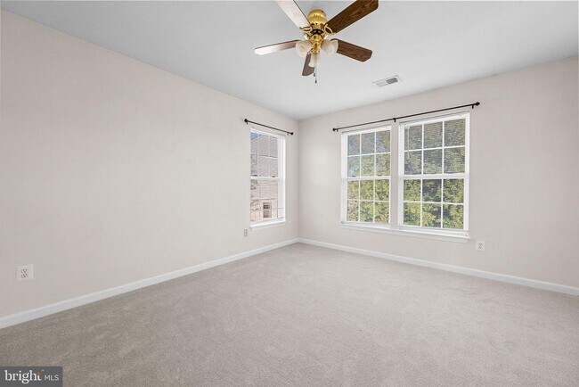 Building Photo - 38 Houser Dr