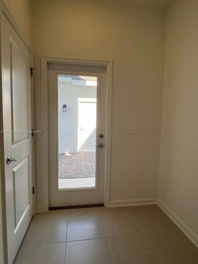 Building Photo - 5984 Zen Wy