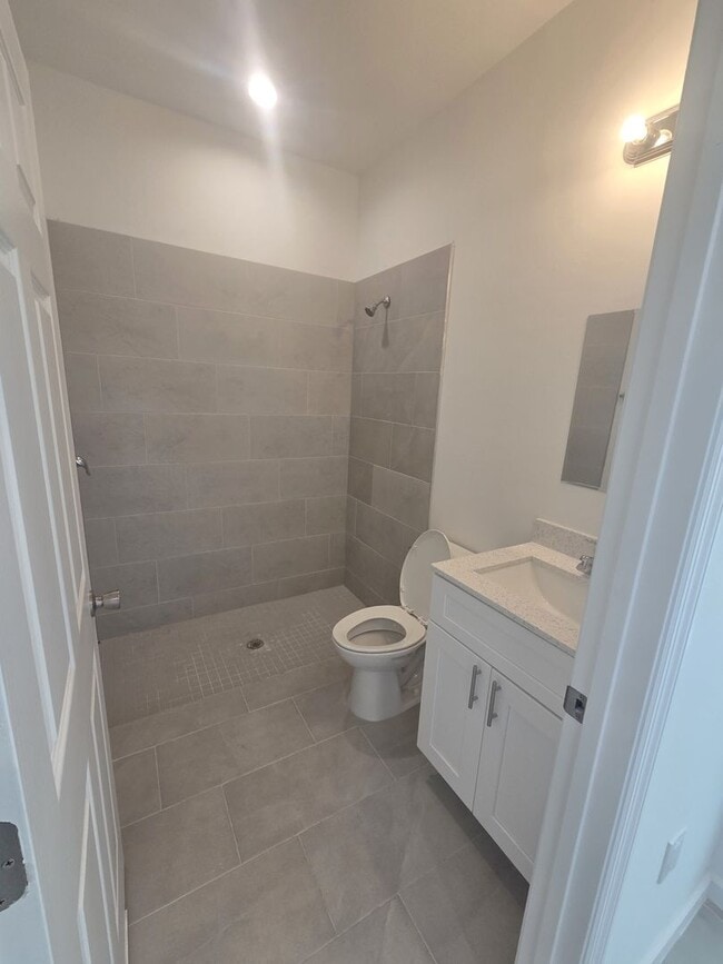 Building Photo - BRAND NEW-- TWO BEDROOM + TWO BATHROOMS- SOUTH LEHIGH ACRES