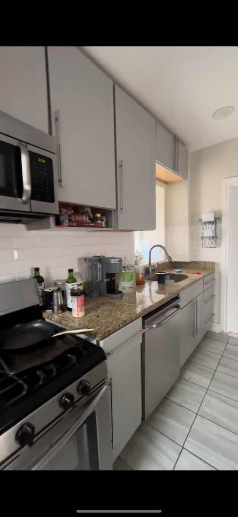 Building Photo - 50 Perrin St