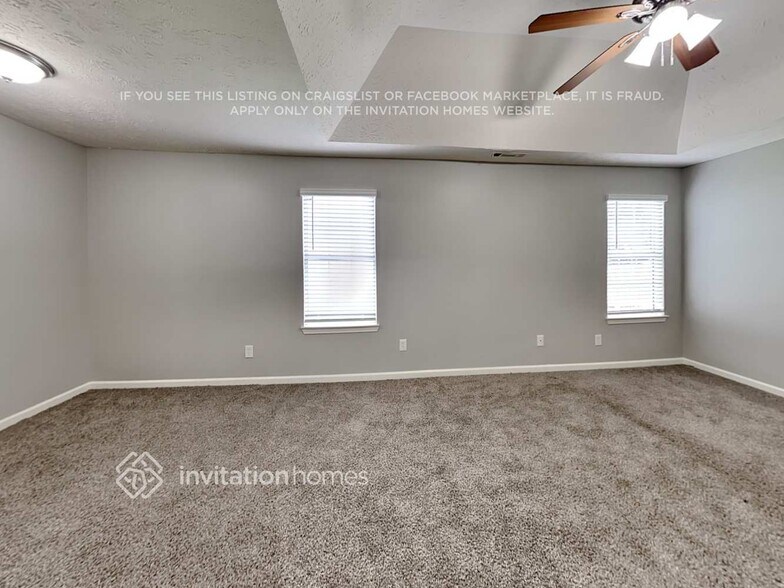 Building Photo - 128 Goldleaf Dr