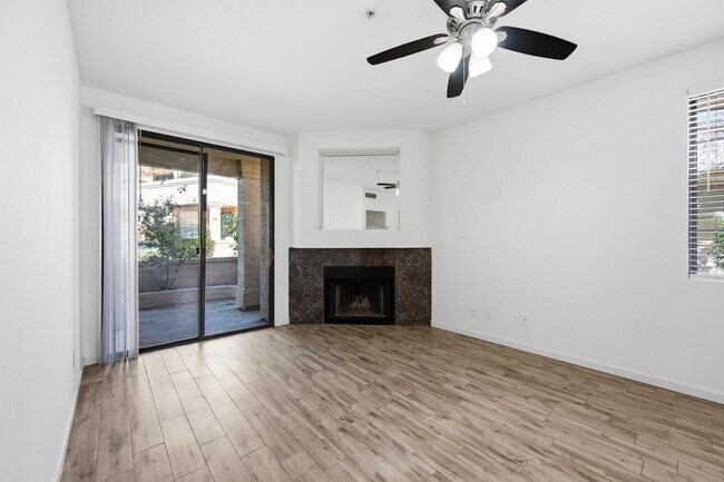 Building Photo - 11515 N 91st St