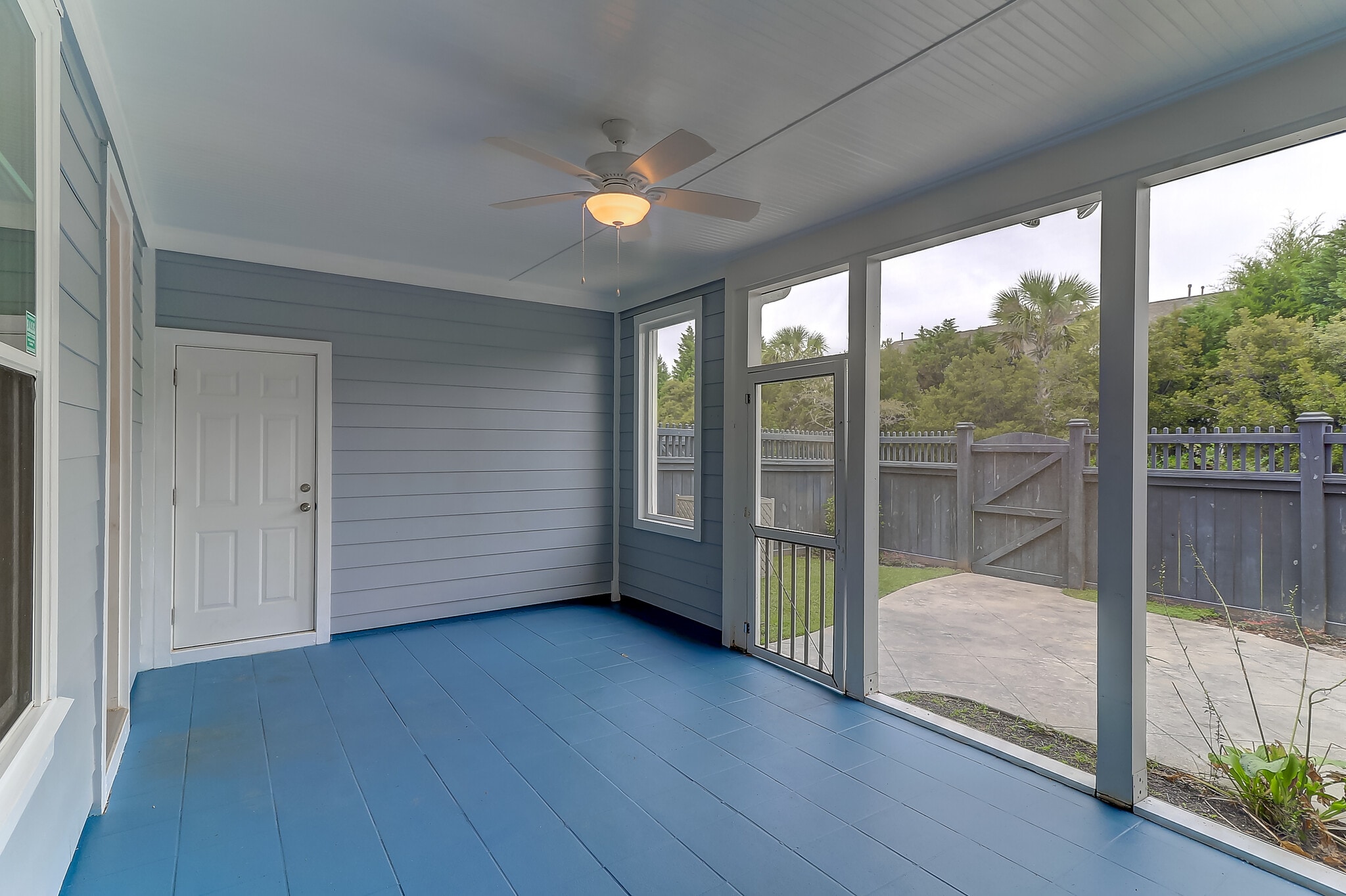 Screen Porch - 2069 Kings Gate Ln