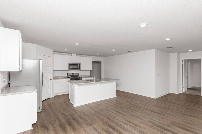 Building Photo - 4610 Reveille Wy