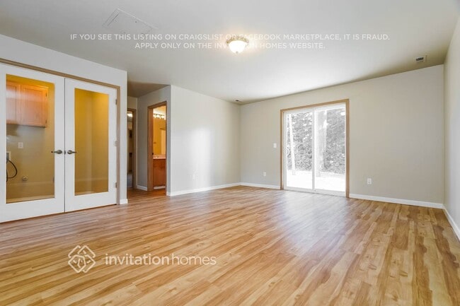 Building Photo - 17407 17th Ave E